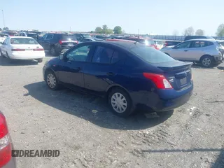2014 Nissan Versa S Plus with VIN 3N1CN7AP4EL825698, listed as a IAAI auction lot 41915637 with 185,430 mi miles. Bid and sale history available at carsss.com. Image 3.