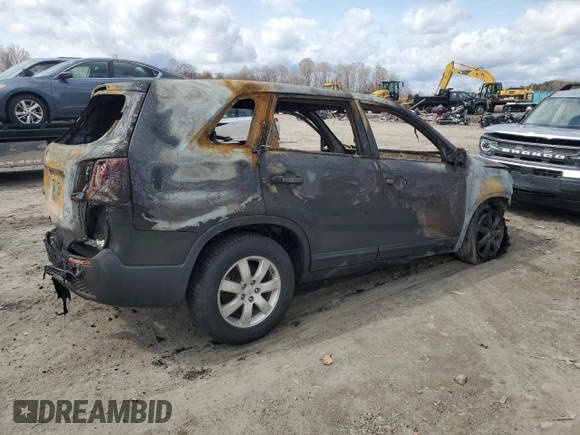 2011 Kia Sorento LX with VIN 5XYKTCA16BG116471, listed as a Copart auction lot 50927685 with 0 mi miles and Salvage Title. Bid and sale history available at carsss.com. Image 3.