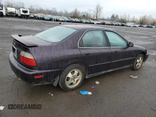 1997 Honda Accord Special Edition with VIN 1HGCD560XVA164252, listed as a Copart auction lot 85603154 with 362,795 mi miles and Salvage Title. Bid and sale history available at carsss.com. Image 3.