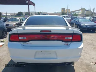 2014 Dodge Charger RT z VIN 2C3CDXCT1EH309189, wystawiony jako IAAI lot #42158197 z przebiegiem 92 074 mil mil oraz . Historia ofert i sprzedaży dostępna na DreamBid. Obrazek 16.