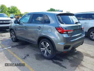 2022 Mitsubishi Outlander ES z VIN JA4ARUAU2NU019775, wystawiony jako IAAI lot #42187972 z przebiegiem 27 639 mil mil oraz . Historia ofert i sprzedaży dostępna na DreamBid. Obrazek 3.