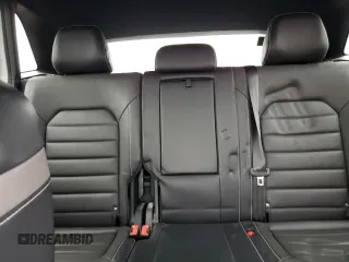 2021 Volkswagen Atlas SEL Premium R-Line with VIN 1V2FE2CA2MC206046, listed as a Copart auction lot 44449843 with 13,805 mi miles and Salvage title. Bid and sale history available at DreamBid. Image 10.