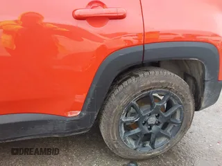 2020 Jeep Renegade Altitude with VIN ZACNJABB3LPM05319, listed as a IAAI auction lot 41491809 with 95,043 mi miles and . Bid and sale history available at DreamBid. Image 6.