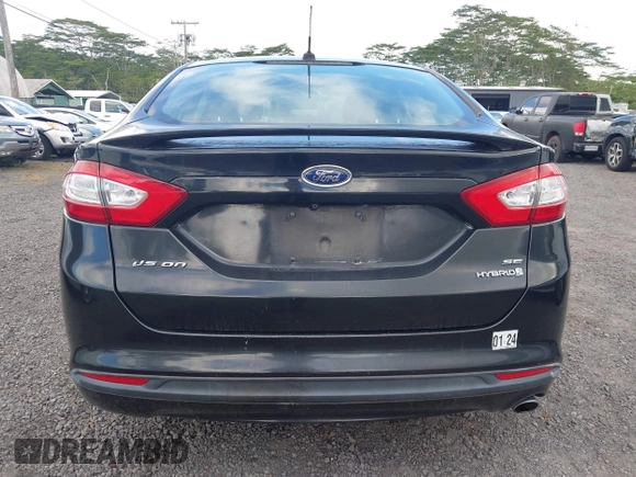 2013 Ford Fusion SE Hybrid z VIN 3FA6P0LUXDR181849, wystawiony jako IAAI lot #41949276 z przebiegiem 112 688 mil mil oraz . Historia ofert i sprzedaży dostępna na DreamBid. Obrazek 16.