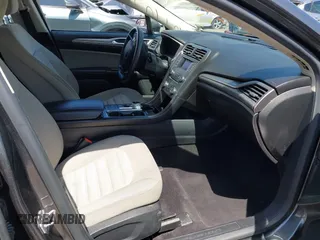 2017 Ford Fusion S with VIN 3FA6P0G73HR343623, listed as a IAAI auction lot 41957903 with 100,544 mi miles. Bid and sale history available at carsss.com. Image 5.
