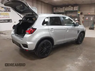 2021 Mitsubishi Outlander ES z VIN JA4APUAU0MU030598, wystawiony jako IAAI lot #40512460 z przebiegiem 52 666 mil mil oraz . Historia ofert i sprzedaży dostępna na DreamBid. Obrazek 4.