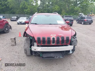 2016 Jeep Cherokee Latitude z VIN 1C4PJMCB4GW206011, wystawiony jako IAAI lot #42354190 z przebiegiem 123 474 mil mil oraz . Historia ofert i sprzedaży dostępna na DreamBid. Obrazek 13.