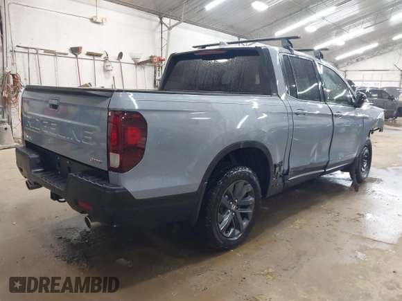 2024 Honda Ridgeline Sport z VIN 5FPYK3F16RB015283, wystawiony jako IAAI lot #42177340 z przebiegiem 7 581 mil mil oraz . Historia ofert i sprzedaży dostępna na DreamBid. Obrazek 4.