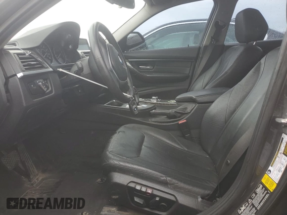 2013 BMW 3 Series 328i xDrive с VIN WBA3B3C52DF542149, выставлен на аукционе Copart как лот 60436945 с пробегом 151 798 миль миль и Списание • Salvage title. История ставок и продаж доступна на DreamBid. Изображение 7.