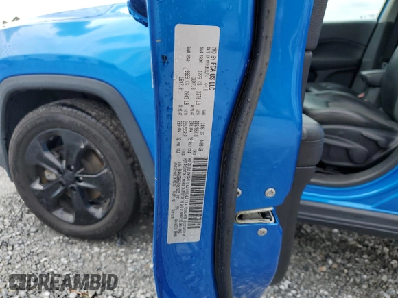 2018 Jeep Compass Latitude z VIN 3C4NJCBB6JT407859, wystawiony jako Copart lot #55506365 z przebiegiem 118 427 mil mil oraz Szkoda całkowita • Salvage title. Historia ofert i sprzedaży dostępna na DreamBid. Obrazek 14.