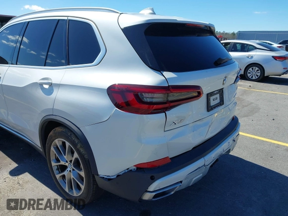 2022 BMW X5 sDrive40i with VIN 5UXCR4C07N9M97460, listed as a IAAI auction lot 41737440 with 1 mi miles. Bid and sale history available at carsss.com. Image 17.