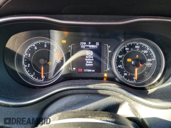 2019 Jeep Cherokee Latitude with VIN 1C4PJMCB9KD355129, listed as a Copart auction lot 63207585 with 177,394 mi miles and Salvage title. Bid and sale history available at DreamBid. Image 9.