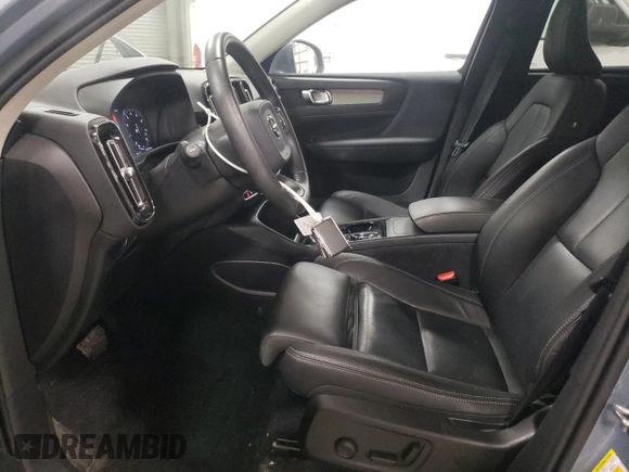 2020 Volvo XC40 Inscription with VIN YV4162UL7L2293906, listed as a Copart auction lot 51776465 with 75,364 mi miles and Clean Title. Bid and sale history available at DreamBid. Image 7.
