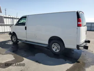2019 Chevrolet Express Cargo z VIN 1GCWGAFG9K1299520, wystawiony jako Copart lot #60213205 z przebiegiem 116 068 mil mil oraz Szkoda całkowita • Salvage title. Historia ofert i sprzedaży dostępna na DreamBid. Obrazek 2.