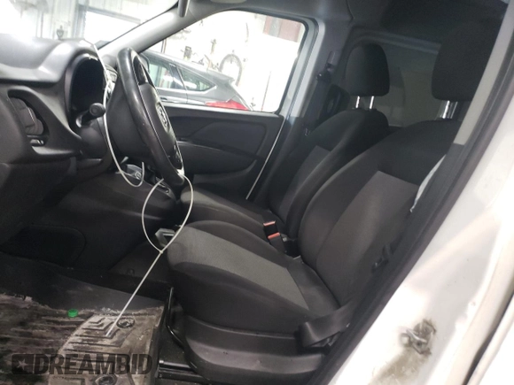 2018 Ram ProMaster City Cargo Tradesman z VIN ZFBERFAB9J6L65907, wystawiony jako Copart lot #48767725 z przebiegiem 91 909 mil mil oraz Szkoda całkowita • Salvage title. Historia ofert i sprzedaży dostępna na DreamBid. Obrazek 7.