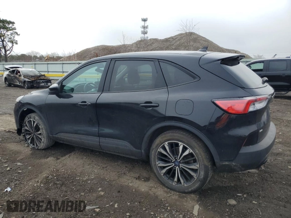 2022 Ford Escape SE z VIN 1FMCU9G6XNUB34252, wystawiony jako Copart lot #54004415 z przebiegiem 65 943 mil mil oraz Nie do naprawy • Non repairable. Historia ofert i sprzedaży dostępna na DreamBid. Obrazek 2.