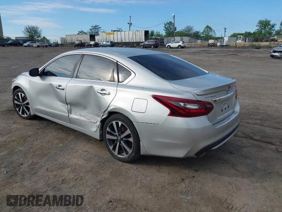 2017 Nissan Altima S z VIN 1N4AL3AP3HC116799, wystawiony jako IAAI lot #41577016 z przebiegiem 168 207 mil mil oraz . Historia ofert i sprzedaży dostępna na DreamBid. Obrazek 3.
