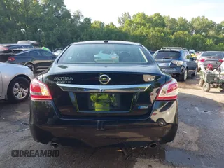 2013 Nissan Altima SV with VIN 1N4AL3AP5DC147854, listed as a IAAI auction lot 42464370 with 122,522 mi miles and . Bid and sale history available at DreamBid. Image 16.