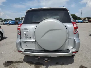 2010 Toyota RAV4 z VIN 2T3ZF4DV4AW052439, wystawiony jako Copart lot #62685155 z przebiegiem 93 851 mil mil oraz Szkoda całkowita • Salvage title. Historia ofert i sprzedaży dostępna na DreamBid. Obrazek 6.