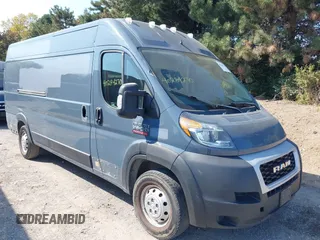 2020 Ram ProMaster Cargo with VIN 3C6URVJG0LE112638, listed as a IAAI auction lot 40284270 with 61,443 mi miles. Bid and sale history available at carsss.com. Image 1.