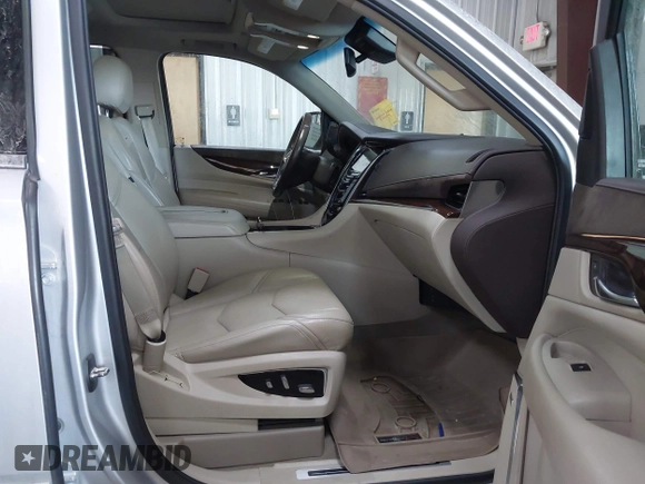 2016 Cadillac Escalade ESV Premium Collection z VIN 1GYS4JKJ9GR365012, wystawiony jako IAAI lot #41962570 z przebiegiem 97 138 mil mil oraz . Historia ofert i sprzedaży dostępna na DreamBid. Obrazek 5.
