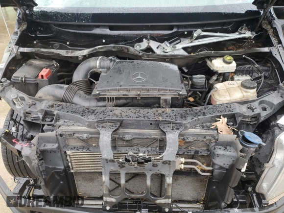2016 Mercedes-Benz Metris Passenger with VIN WD4PG2EE7G3081989, listed as a Copart auction lot 59225835 with 153,240 mi miles and Salvage title. Bid and sale history available at DreamBid. Image 12.