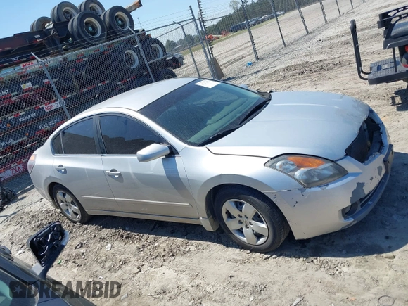 2008 Nissan Altima SL with VIN 1N4AL21EX8N498584, listed as a IAAI auction lot 41861570 with 168,403 mi miles and . Bid and sale history available at DreamBid. Image 13.