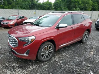 2018 GMC Terrain Denali z VIN 3GKALXEX8JL142566, wystawiony jako Copart lot #63373305 z przebiegiem 83 902 mil mil oraz Szkoda całkowita • Salvage title. Historia ofert i sprzedaży dostępna na DreamBid. Obrazek 1.