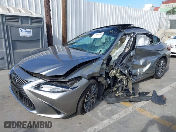 2019 Lexus ES with VIN 58ABZ1B15KU025163, listed as a IAAI auction lot 41890309 with 1 mi miles. Bid and sale history available at carsss.com. Image 6.