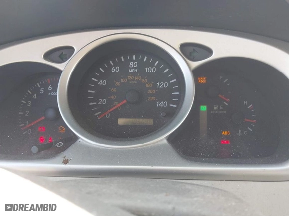 2004 Toyota Highlander with VIN JTEDP21A340005484, listed as a IAAI auction lot 41774194 with 185,096 mi miles. Bid and sale history available at carsss.com. Image 7.