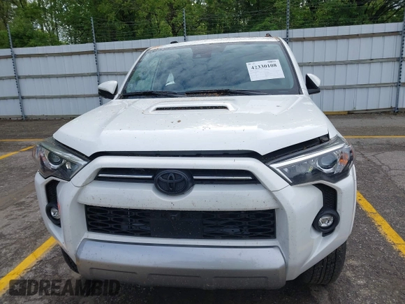 2024 Toyota 4Runner TRD Off Road with VIN JTERU5JR8R6282416, listed as a IAAI auction lot 42330108 with 9,131 mi miles and . Bid and sale history available at DreamBid. Image 12.