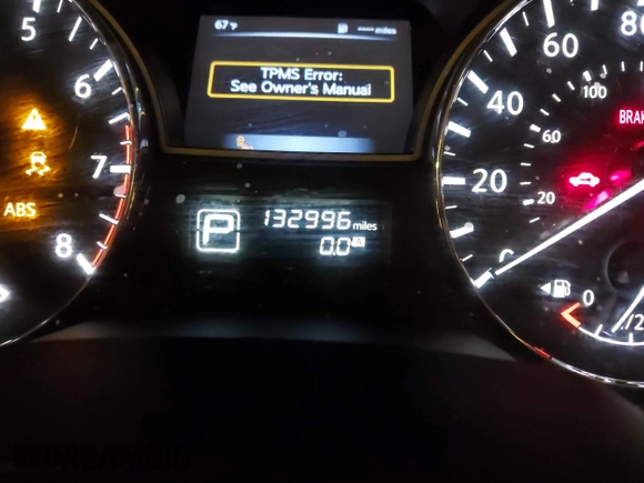 2015 Nissan Pathfinder SV z VIN 5N1AR2MM9FC632565, wystawiony jako IAAI lot #42250526 z przebiegiem 132 996 mil mil oraz . Historia ofert i sprzedaży dostępna na DreamBid. Obrazek 16.