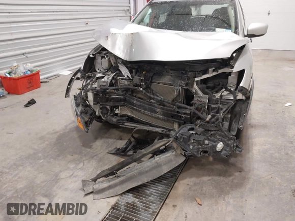 2018 Nissan Rogue SV with VIN KNMAT2MV4JP503679, listed as a IAAI auction lot 41454438 with 71,241 mi miles. Bid and sale history available at carsss.com. Image 6.
