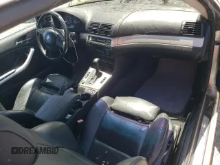 2002 BMW 3 Series 325Ci z VIN WBABN33492PG56069, wystawiony jako Copart lot #57800305 z przebiegiem 189 837 mil mil oraz Czysty tytuł • Clean title. Historia ofert i sprzedaży dostępna na DreamBid. Obrazek 8.