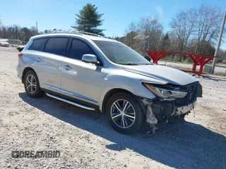 2017 Infiniti QX60 with VIN 5N1DL0MN4HC555666, listed as a IAAI auction lot 41697032 with 132,792 mi miles. Bid and sale history available at carsss.com. Image 1.