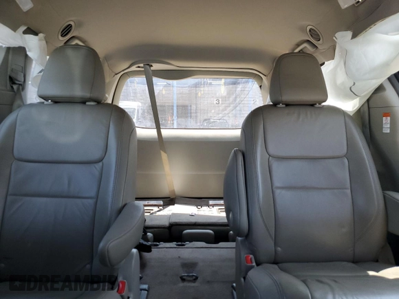 2017 Toyota Sienna XLE with VIN 5TDDZ3DC3HS177700, listed as a Copart auction lot 59720215 with 124,180 mi miles and Salvage title. Bid and sale history available at DreamBid. Image 10.