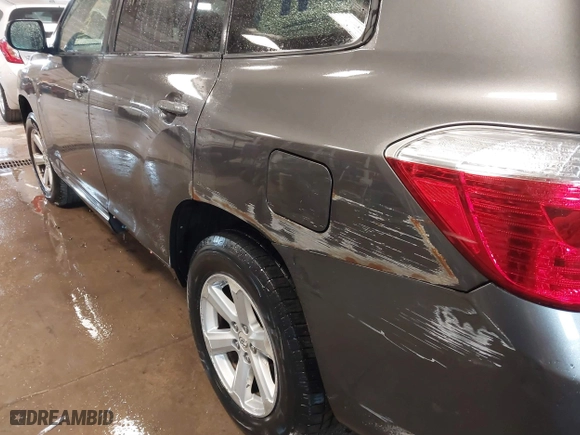 2008 Toyota Highlander with VIN JTEES41A082030156, listed as a IAAI auction lot 41875034 with 173,269 mi miles. Bid and sale history available at carsss.com. Image 6.
