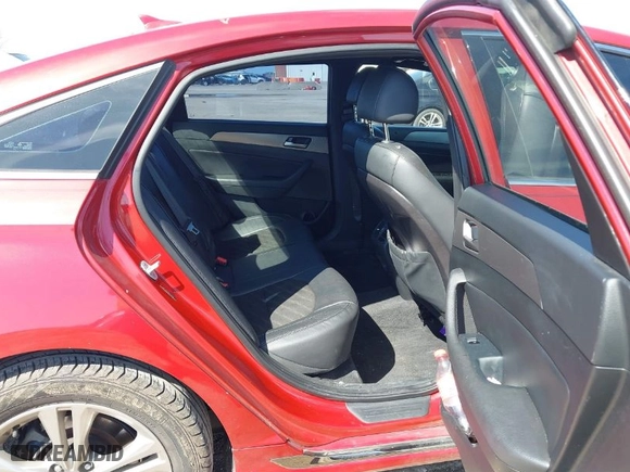 2019 Hyundai Sonata Sport with VIN 5NPE34AF4KH769601, listed as a IAAI auction lot 41674549 with 98,288 mi miles. Bid and sale history available at carsss.com. Image 8.