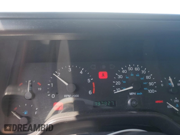 2000 Jeep Wrangler Sahara with VIN 1J4FA59S6YP790541, listed as a Copart auction lot 53837885 with 137,827 mi miles and Salvage title. Bid and sale history available at DreamBid. Image 9.