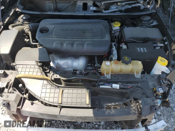 2021 Jeep Cherokee Altitude with VIN 1C4PJLLBXMD144549, listed as a Copart auction lot 62163435 with 94,571 mi miles and Salvage title. Bid and sale history available at DreamBid. Image 11.