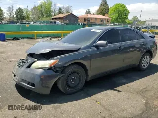 2008 Toyota Camry LE z VIN 4T1BK46KX8U054845, wystawiony jako Copart lot #56856655 z przebiegiem 247 135 mil mil oraz Szkoda całkowita • Salvage title. Historia ofert i sprzedaży dostępna na DreamBid. Obrazek 13.