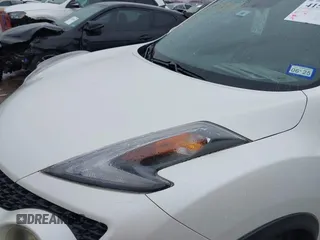 2015 Nissan Juke S with VIN JN8AF5MR9FT507984, listed as a IAAI auction lot 41539017 with 132,597 mi miles. Bid and sale history available at carsss.com. Image 6.