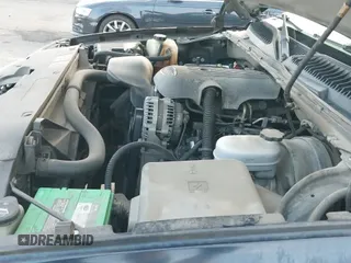 2006 Chevrolet Silverado 1500 LT1 с VIN 1GCEC19Z06Z212972, выставлен на аукционе IAAI как лот 41466439 с пробегом 165 764 миль миль и . История ставок и продаж доступна на DreamBid. Изображение 12.