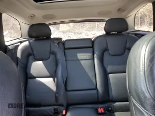 2019 Volvo XC60 Momentum с VIN LYV102RK3KB215365, выставлен на аукционе Copart как лот 53096075 с пробегом Не указан миль и Списание • Salvage title. История ставок и продаж доступна на DreamBid. Изображение 10.