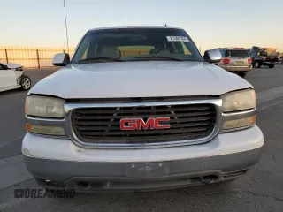 2002 GMC Yukon SLE with VIN 1GKEK13T12R143778, listed as a Copart auction lot 81387104 with 213,129 mi miles and Salvage Title. Bid and sale history available at carsss.com. Image 5.