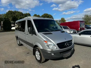 2012 Mercedes-Benz Sprinter Passenger with VIN WDZPE7CC6C5612029, listed as a Copart auction lot 74638704 with 261,522 mi miles and Clean Title. Bid and sale history available at carsss.com. Image 4.
