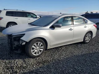 2016 Nissan Altima S z VIN 1N4AL3AP3GC196037, wystawiony jako Copart lot #44640935 z przebiegiem 205 367 mil mil oraz Szkoda całkowita • Salvage title. Historia ofert i sprzedaży dostępna na DreamBid. Obrazek 1.