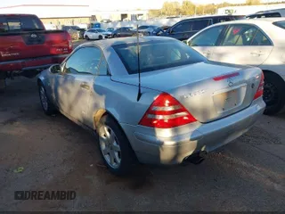 1998 Mercedes-Benz SLK 230/320 with VIN WDBKK47F8WF008582, listed as a IAAI auction lot 41958516 with 137,130 mi miles and . Bid and sale history available at DreamBid. Image 3.