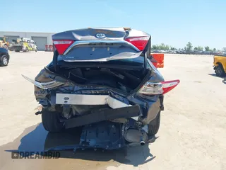 2017 Toyota Camry XLE with VIN 4T1BF1FK9HU734223, listed as a IAAI auction lot 39601554 with 61,147 mi miles. Bid and sale history available at carsss.com. Image 16.