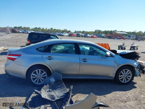 2015 Toyota Avalon Limited with VIN 4T1BK1EB1FU183554, listed as a IAAI auction lot 41815186 with NaN miles. Bid and sale history available at carsss.com. Image 14.